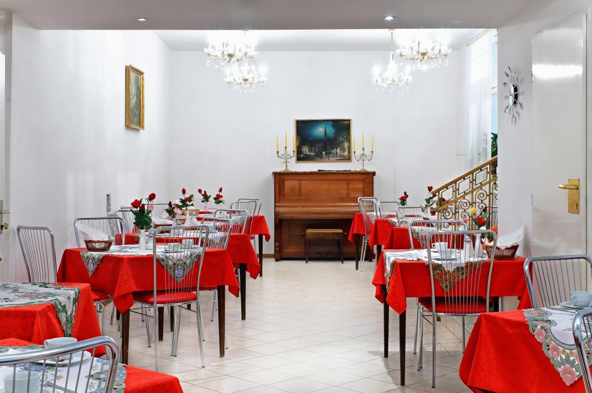 Hotel Viktoria Schoenbrunn ウィーン エクステリア 写真