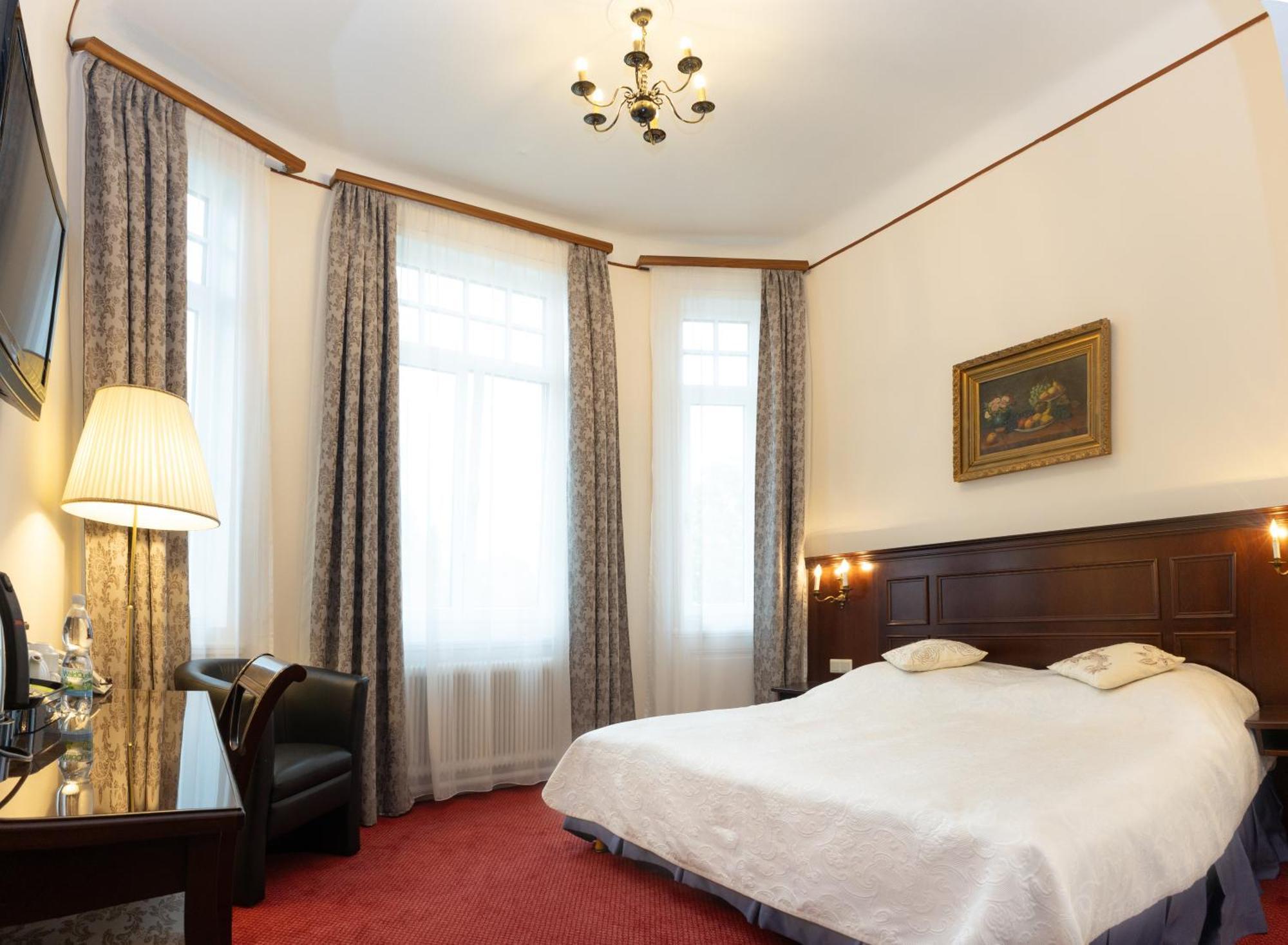 Hotel Viktoria Schoenbrunn ウィーン エクステリア 写真