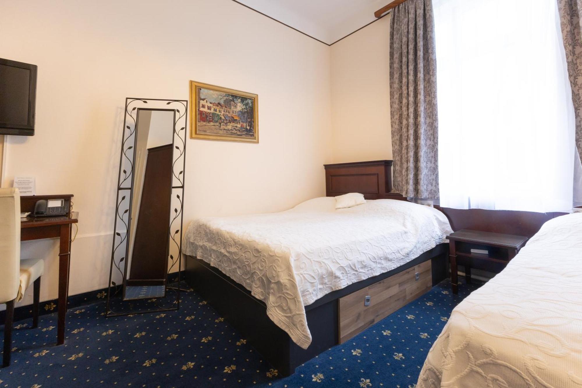 Hotel Viktoria Schoenbrunn ウィーン エクステリア 写真