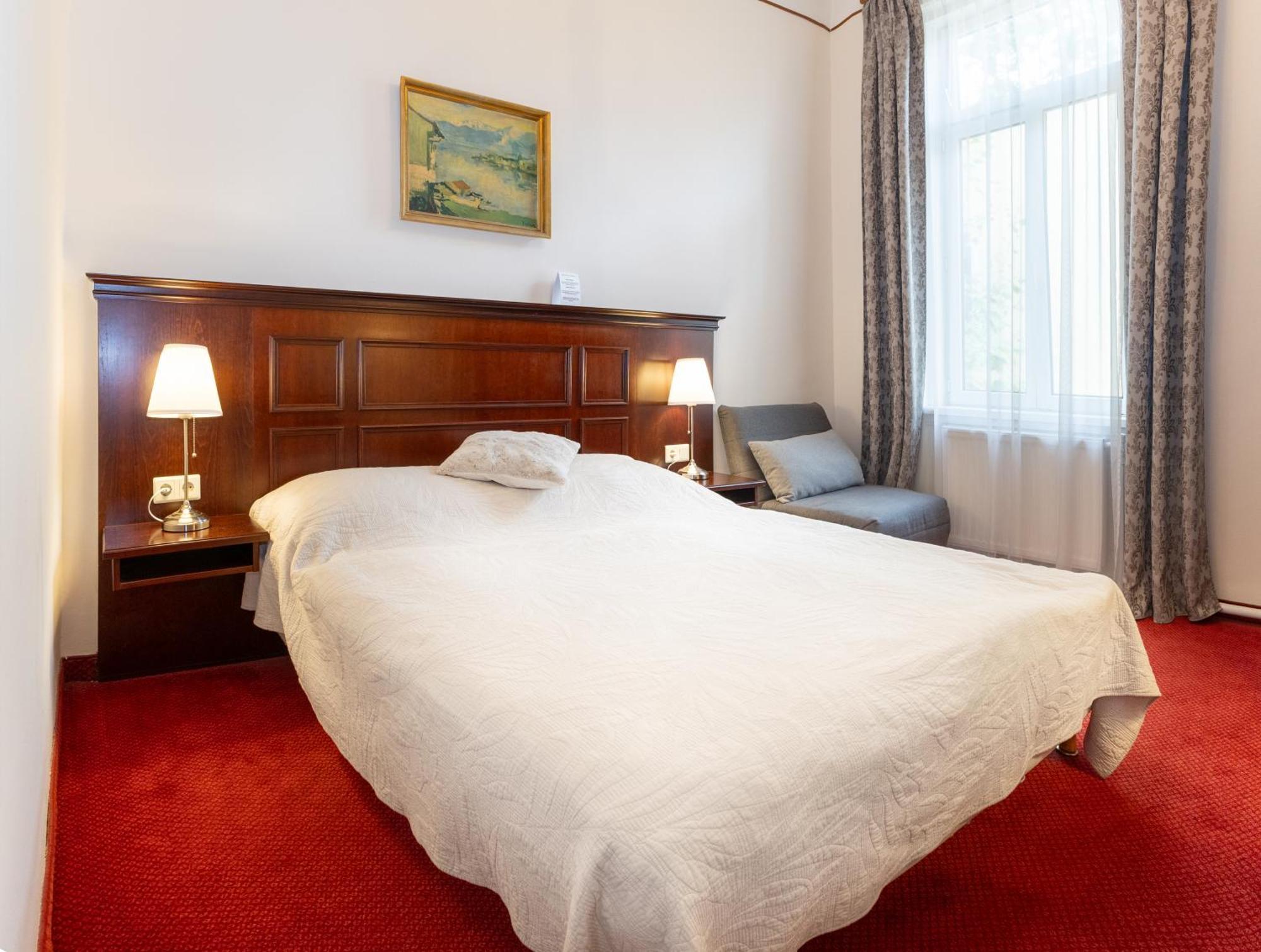 Hotel Viktoria Schoenbrunn ウィーン エクステリア 写真