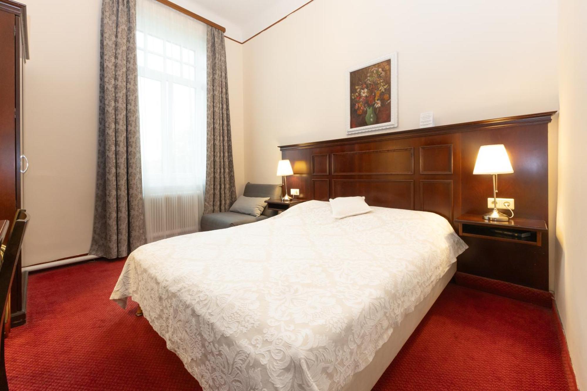 Hotel Viktoria Schoenbrunn ウィーン エクステリア 写真