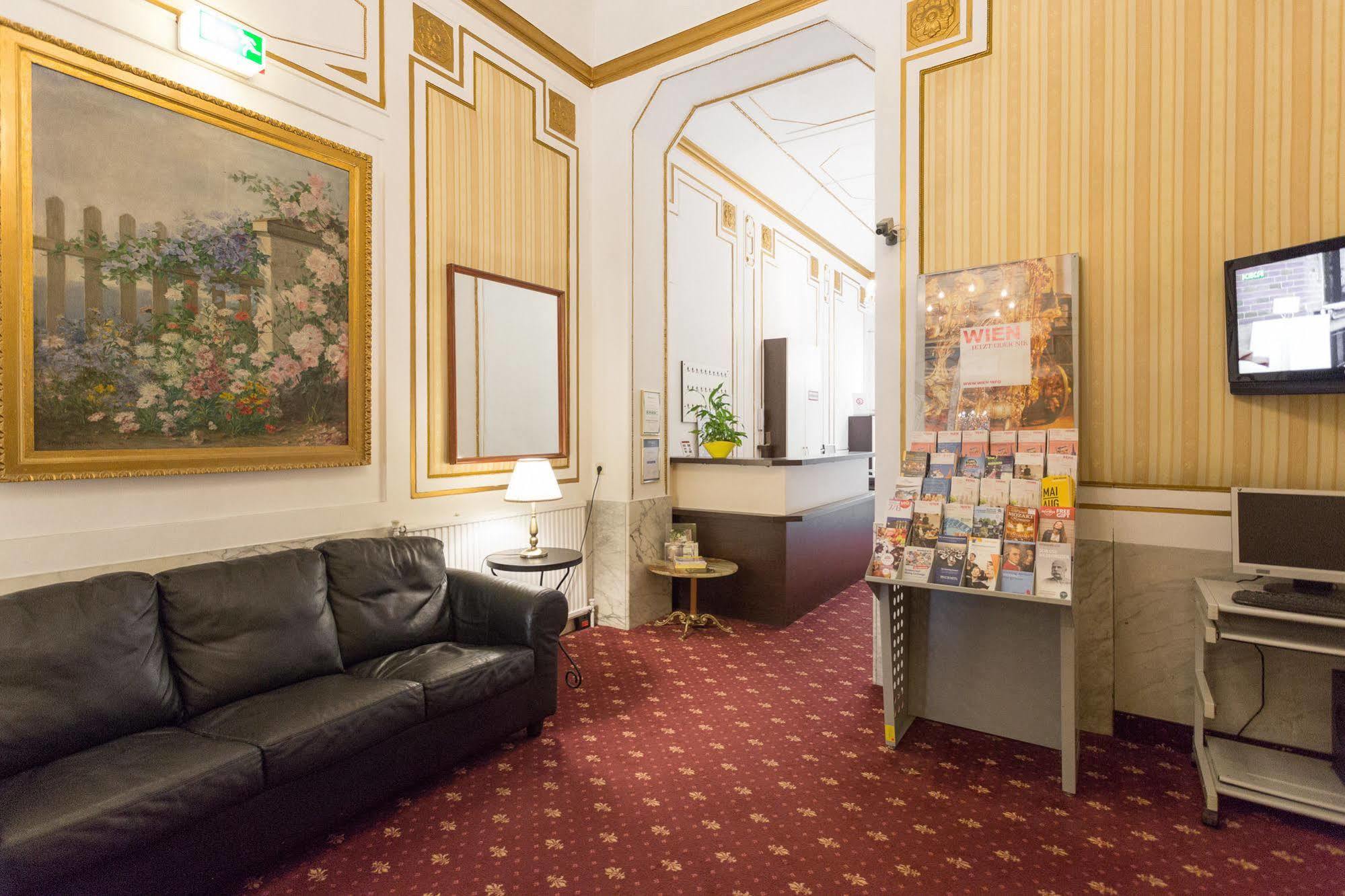 Hotel Viktoria Schoenbrunn ウィーン エクステリア 写真